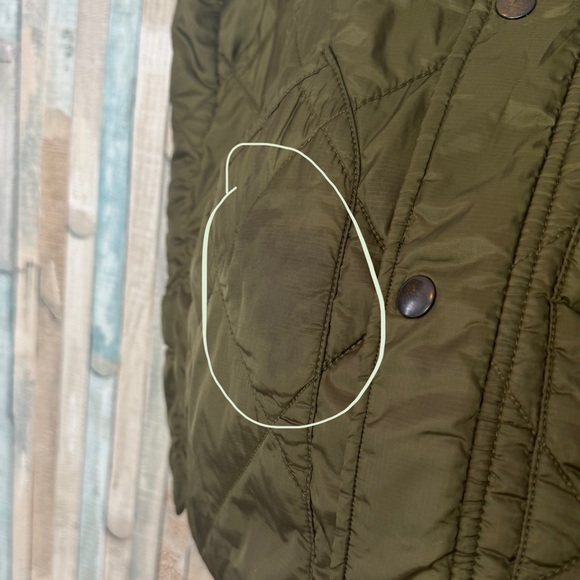 J Crew L Mens Green Broadmoor Quilted Vest Softshell Primaloft Windbreaker $148 - Picture 4 of 9